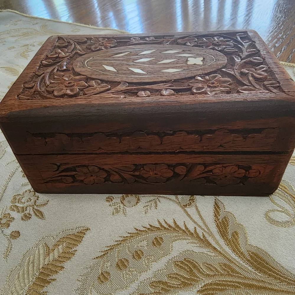 Hand Carved Wood Hinged Trinket Box Inlaid MOP Abalone Jewelry Vintage Bohemian.